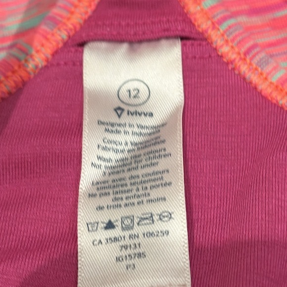 Avivva top girl size 12. - Picture 3 of 5